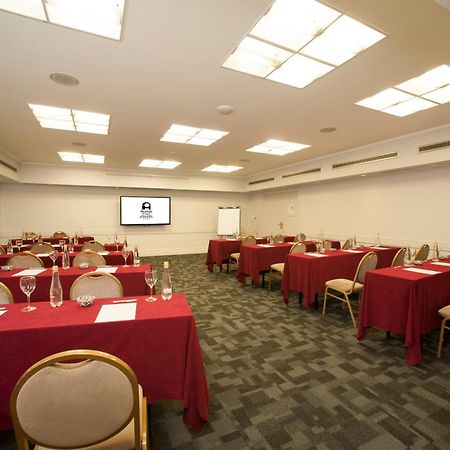Austral Plaza Hotel Комодоро-Ривадавия Экстерьер фото