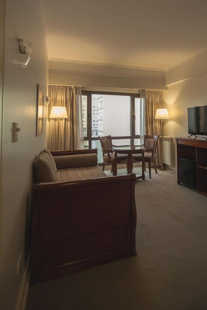 Austral Plaza Hotel Комодоро-Ривадавия Номер фото