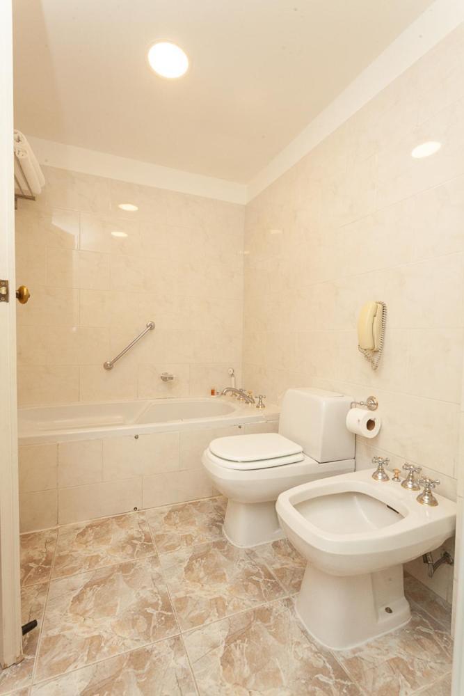 Austral Plaza Hotel Комодоро-Ривадавия Номер фото