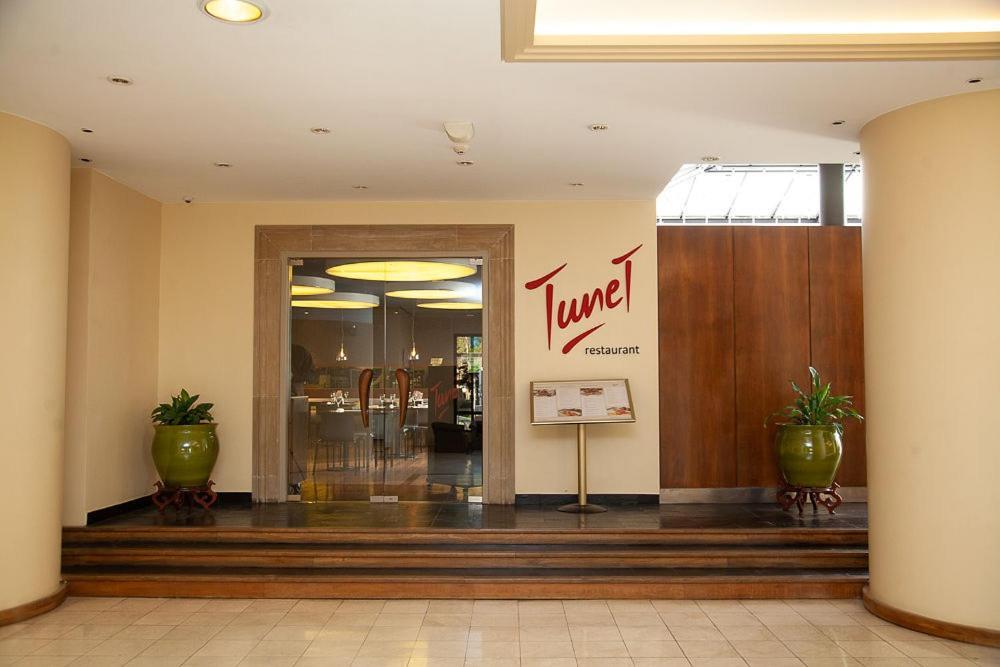 Austral Plaza Hotel Комодоро-Ривадавия Экстерьер фото