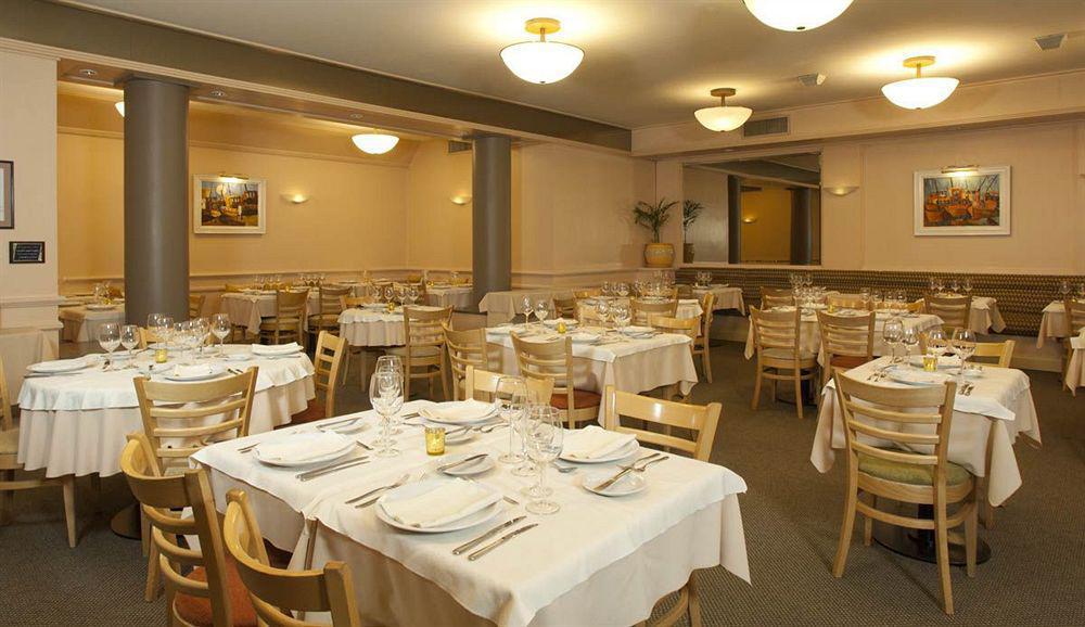 Austral Plaza Hotel Комодоро-Ривадавия Экстерьер фото